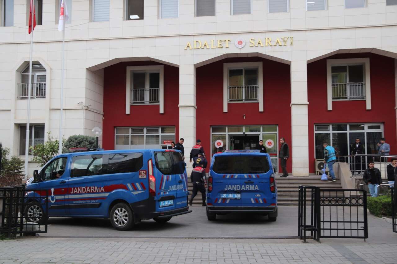 Damadın katlettiği 4 kişilik aile toprağa verildi 7